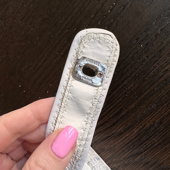 Sandals - Picture 8 of 8